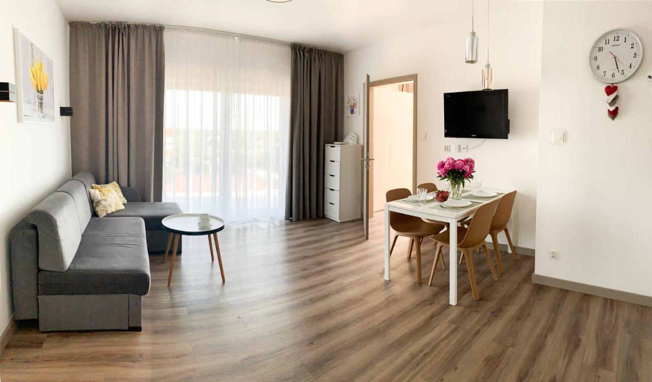 Apartament Livia 시아노제티 외부 사진